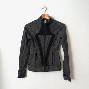 Ivivva by Lululemon Perfect Your Practice Full Zip Jacket Gray Black Girl's 12